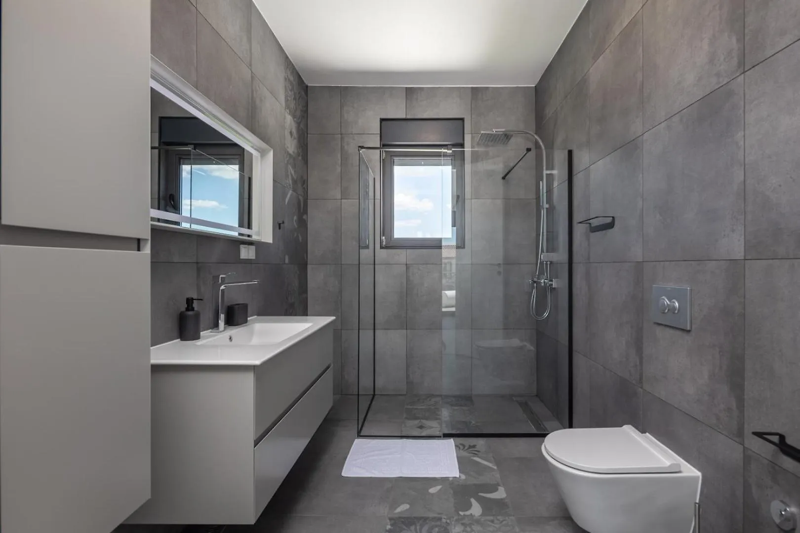 New! Luxury Villa Epic 2 - 50 M2 Heated Pool Jursici 0*,  Croatia