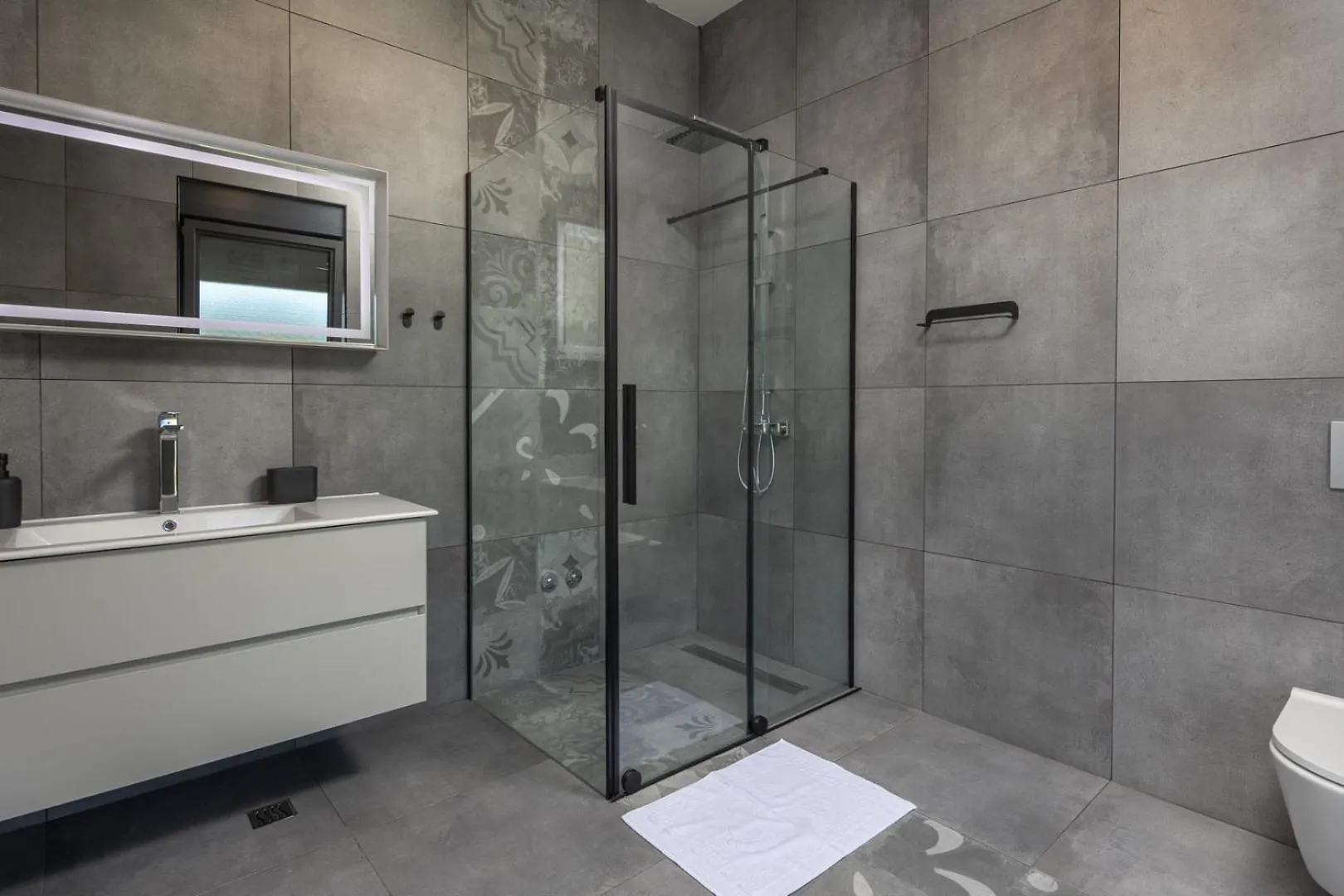 New! Luxury Villa Epic 2 - 50 M2 Heated Pool Jursici